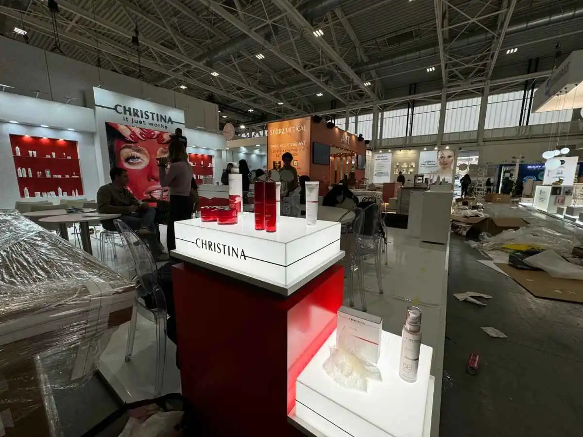 Hannover Messe build-up in Hanover with transport and dismantling coordination by a stand contractor