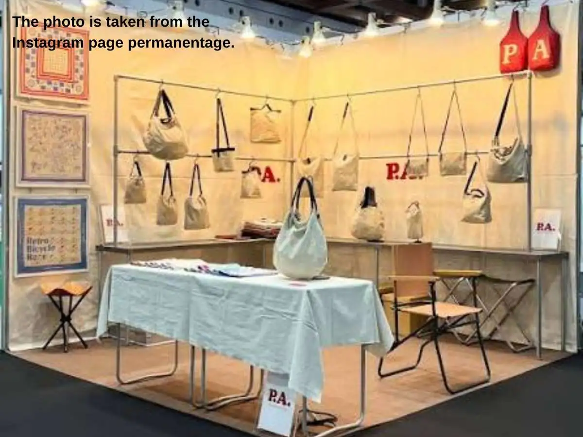 Tokyo Gift Show Life and Design  2026 stand in Tokyo with gift display zones and meeting area