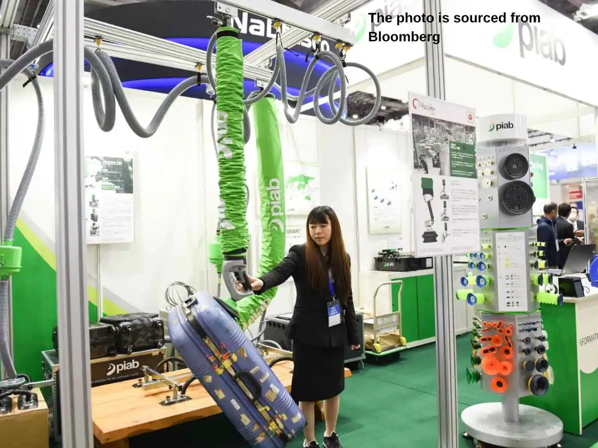Vacuum Japan  2026 stand in Tokyo at Tokyo Big Sight with demo stations and meeting area