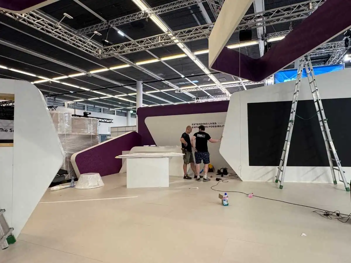 Tokyo Big Sight stand installation in Tokyo with approval-ready build-up and logistics control