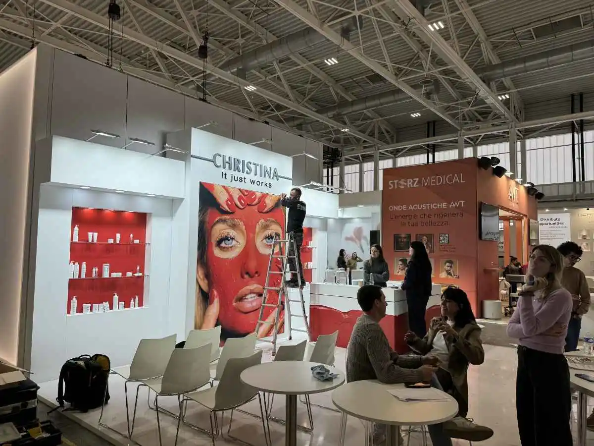 Messe Stuttgart build-up by an exhibition stand builder in Stuttgart with transport and dismantling coordination