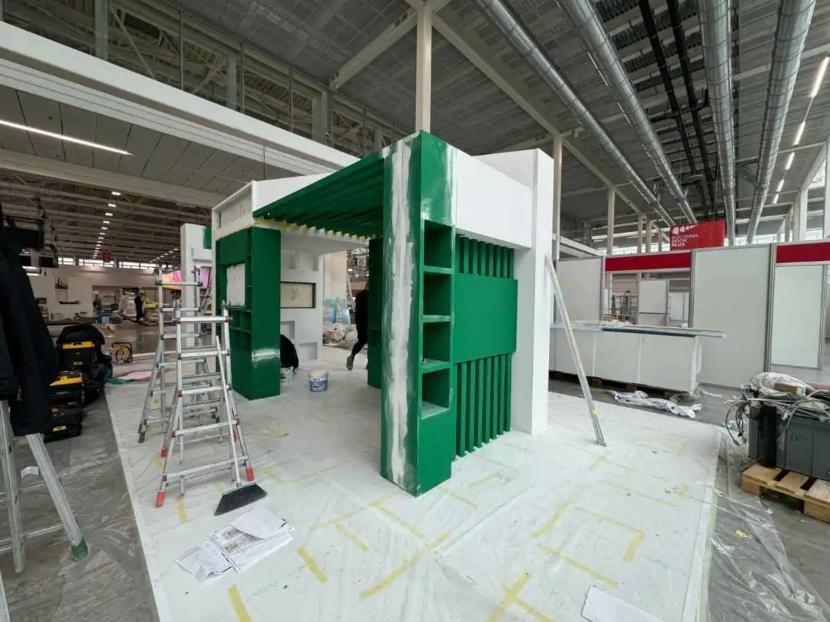 Evenementenhal Hardenberg stand installation with transport and dismantling coordination in Hardenberg